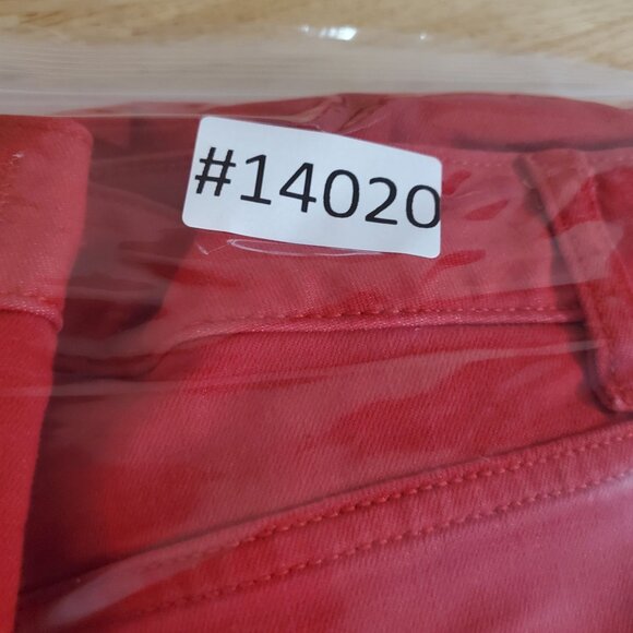 Lane Bryant Jeans Womens 14 Red Boyfriend Capri Flex Magic Waistband Denim - Picture 10 of 10